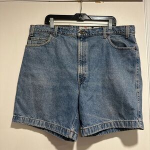 Vintage ‘96 Levi's 540 Men’s Sz: 42 Relaxed Fit Jorts Denim Blue Shorts.